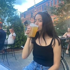 Meet your Posher, Gaby